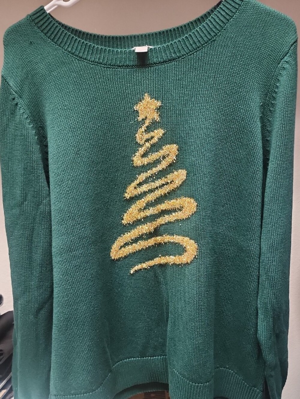 Green Women's Holiday Sweater with Gold Tree Accent - Size L